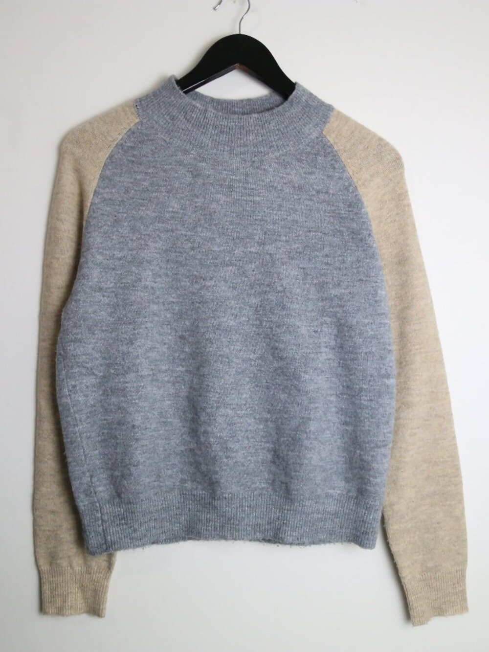 Heartloom Crew Neck Multicolor Grey Beige Pullover Sweater Size Small